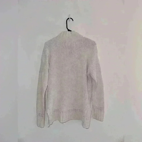 LOFT Oversized White Knit Mockneck Sweater in White, Medium Petite - Picture 2 of 3